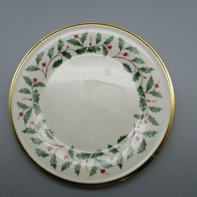 Lenox Fine China Holiday Salad / Dessert Plates - Set of Two (Dimension)