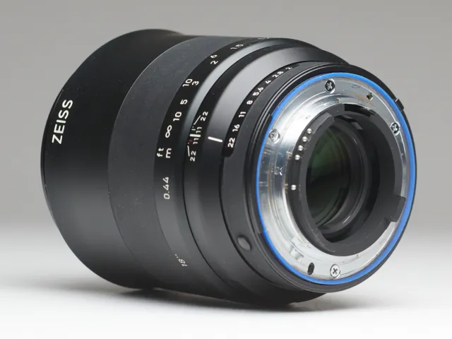 Carl Zeiss ZF.2 Milvus Makro Planar 100 mm f/2.0 für Nikon 3