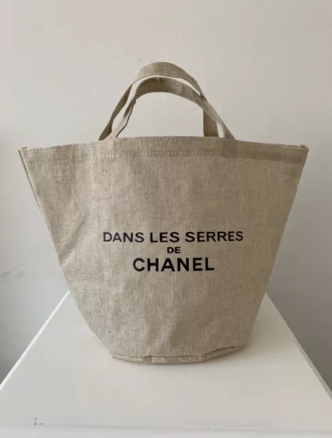 CHANEL Novelty Tote Bag Dans Les Serres Camellia Charm Linen Beige New  Japan