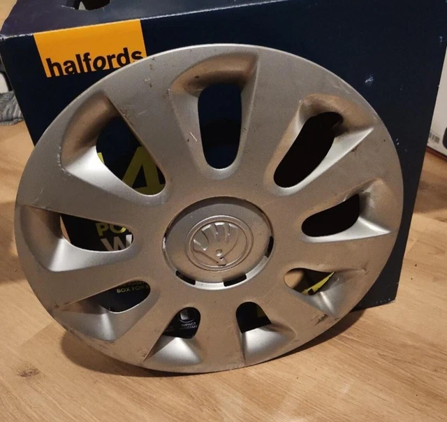 Skoda  wheel trims hub caps wheel covers,  4x set, 14"