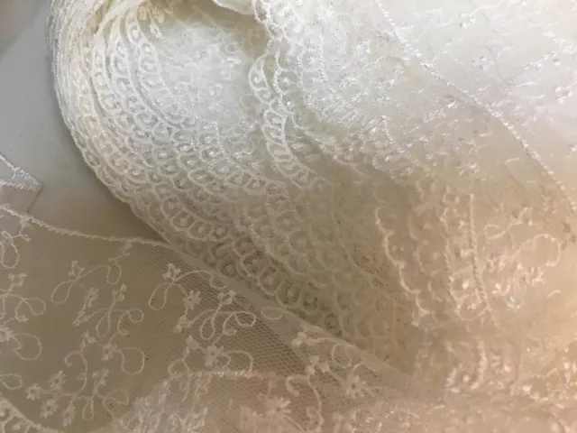 Very Pretty and Delicate 5 cm Ivory Embroidered Tulle Lace Trim. Bridal Sewing 3