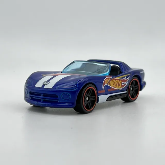 Hot Wheels Dodge Viper RT/10 Race Team Blue 2022 1:64 Diecast Car