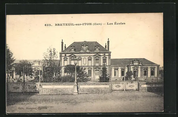 CPA Breteuil-sur-Iton, Les Écoles 1926