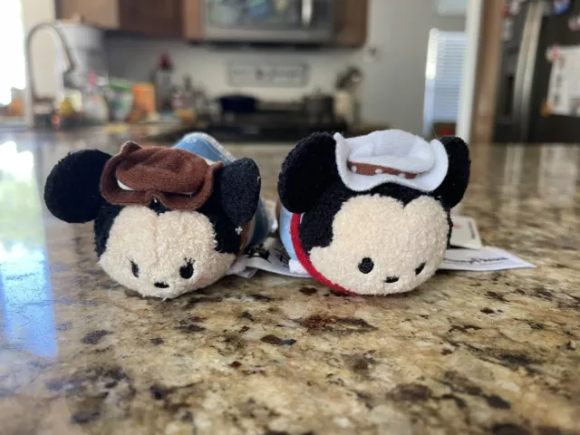 Disney Parks Exclusive Tsum Tsum Mickey And Minnie Frontierland Set