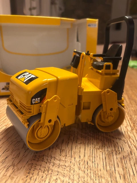 Skidsteer Toy Bruder Toys Caterpillar Asphalt Drum Compactor Cat