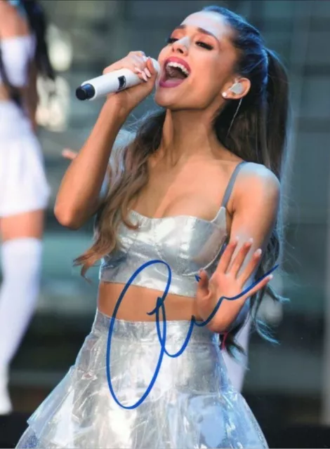 Ariana Grande - Signed Autographed 8x10 photo w/ COA
