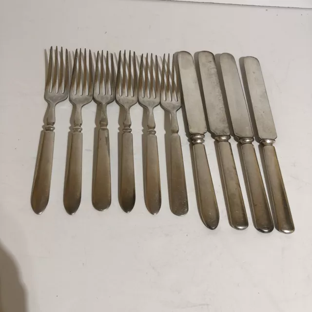 https://www.picclickimg.com/wPAAAOSwY99jace~/1847-Rogers-Brothers-Silverware-Forks-Knives-Warranted.webp