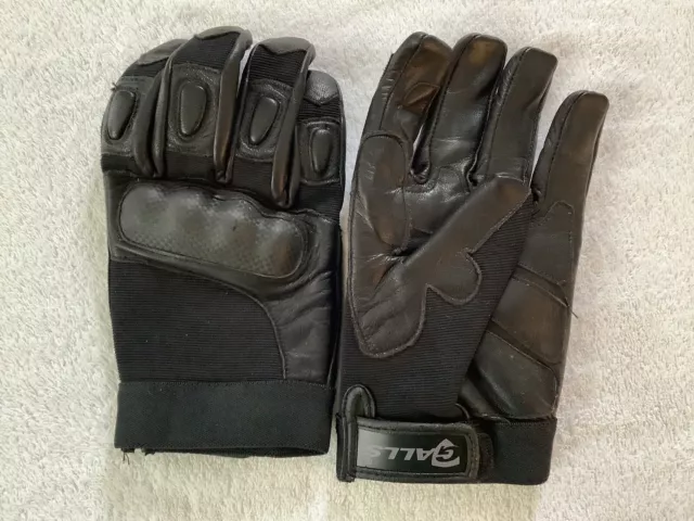 Galls SWAT Gloves size XL with reinforced palms and Carbon Tek hard knuckles 