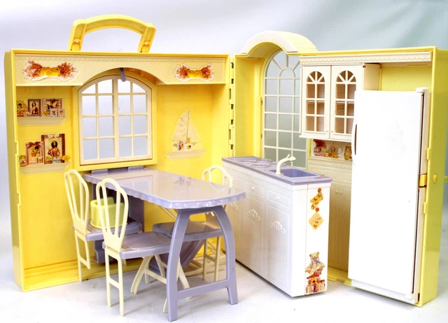 Barbie happy family discount dollhouse