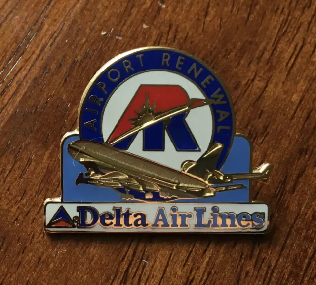 Vintage Delta Air Lines  Airport Renewal 1999 Lapel Pin