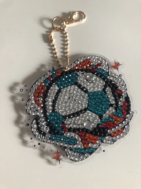 porte clés ballon en diamond painting