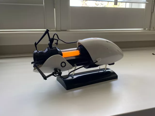 Aperture Laboratories Handheld Portal Device Miniature Replica - Think Geek