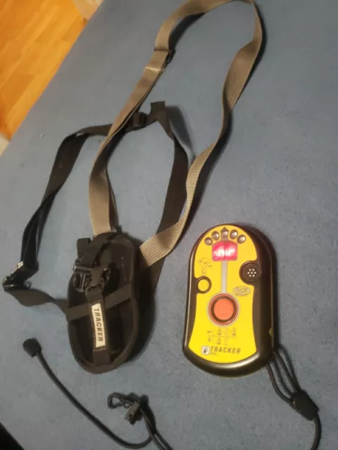 BCA TRACKER DTS AVALANCHE Transceiver Beacon With Harness Straps.