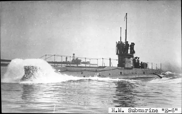 British Royal Navy Submarine HMS E6 SHIPPING NAVAL OLD PHOTO