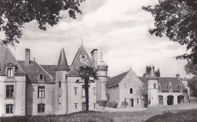 CPA 50 NORMANDY approx. Valognes Bricquebec YVETOT-BOCAGE Le Château de SERVIGNY