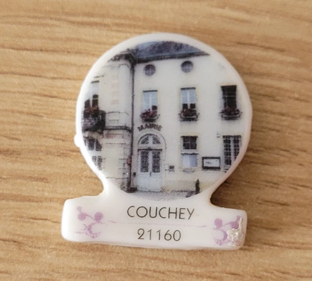 Fève - COUCHEY - La Mairie - Côte d'Or    (318)