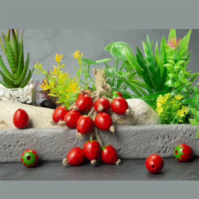 10X Strawberry Rot Hemu Holzperlen Dekoration Schmuckherstellung Hanfseil Quaste 2
