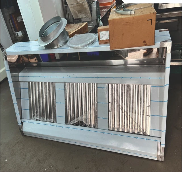 COMMERCIAL KITCHEN HOOD/CANOPY + 8ft extraction kit SPECIAL DELIVERY