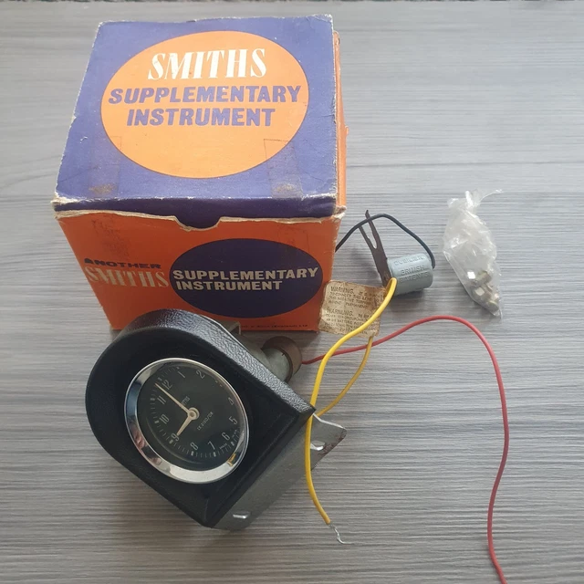 SMITHS CLASSIC CAR Dashboard Electric Clock 2160/08 in Box with Mount