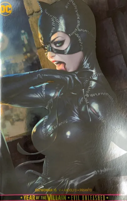 Catwoman #15 Artgerm GOLD FOIL Exclusive Con Variant 1st Print NM Stanley Lau