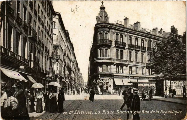 CPA Saint Etienne- La Place Dorian&Rue de la Republique FRANCE (940312)