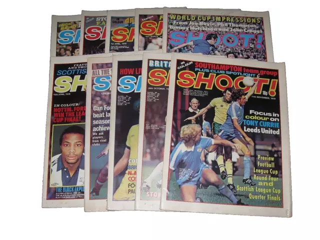 10 issues of Shoot Weekly Football magazine from 1977/78