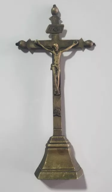 Crucifix - Ancienne Petite Croix En Laiton