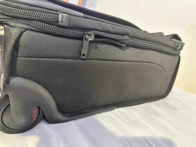 TUMI Carry-on Alpha Continental Traveler Zip Expandable 20" Carry-On ~22020 14