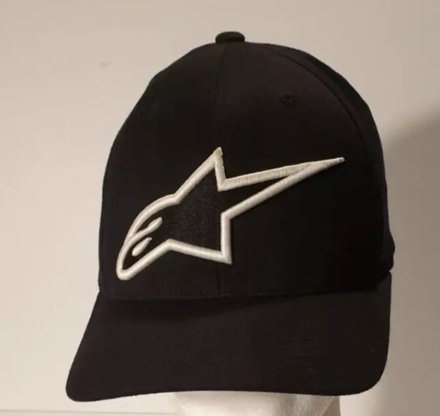 ALPINESTARS Logo Flexfit Fitted Baseball Style Cap Hat Colour is Black Size L/XL