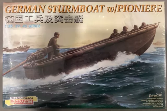 Dragon 6108 German Sturmboat with Pioniere 1:35 Scale Model Kit 1/35 last one