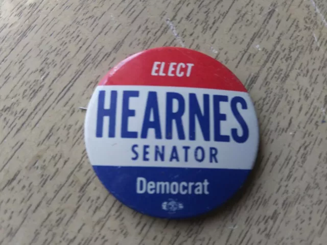 Missouri Governor Warren Hearnes 1976 Pin Back Political Campaign Button Senator