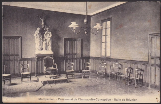 Estaimpuis - Pensionnat St-Jean-Baptiste de la Salle Estaimpuis Une classe