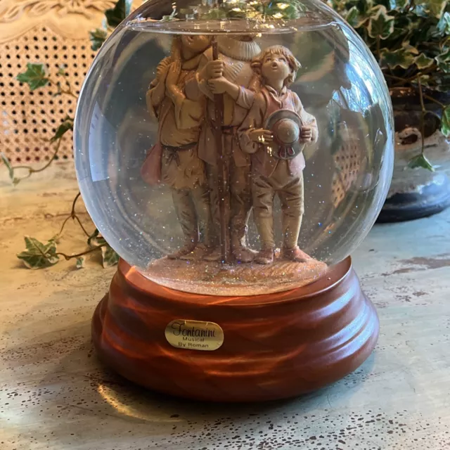 Vintage Fontanini Figures Italy Musical Water globe Wood Base Snow Globe