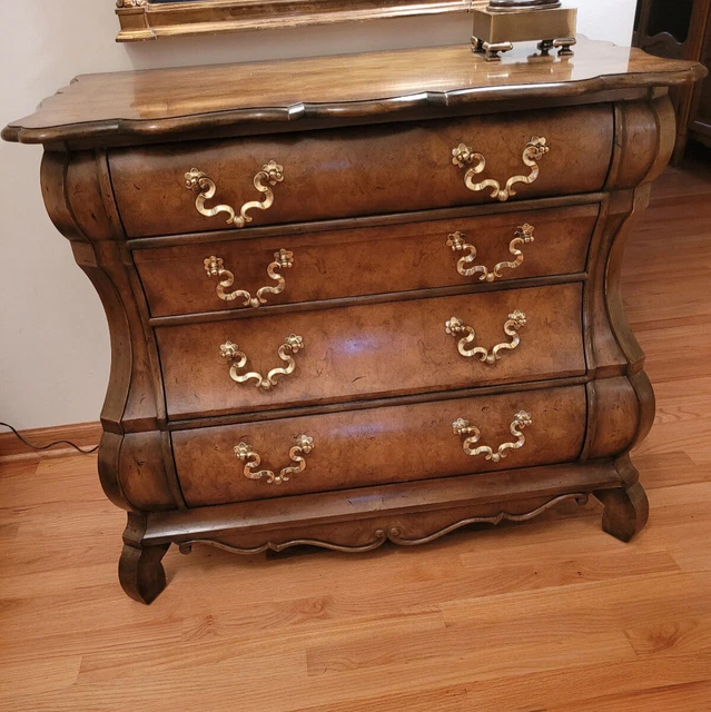 Baker Furniture Collector's Edition French Style Bombe Chest 4 Drawer Burl Wood