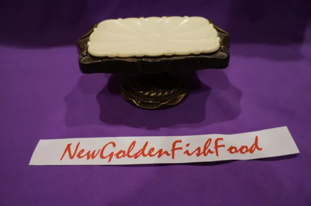 Amerock Carriage House Brass Freestanding Soap Dish