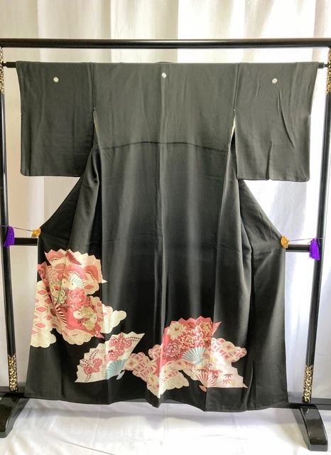 Vintage Japanese kimono -  Silk Kuro tomesode with Beautiful embroidery