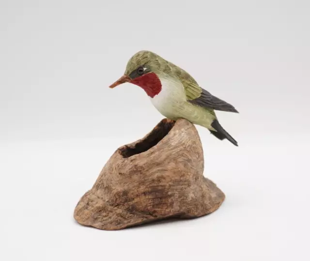 1983 Richard Essex Hand-Carved Wood Red-Throated Hummingbird Athens, OH  -Read-