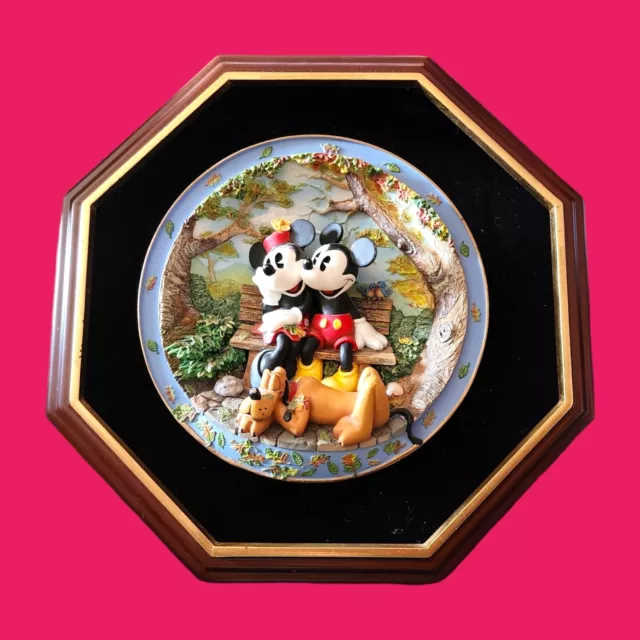 Bradford Exchange Disney Collector Plate Friendship Makes You Warm All Over 1998