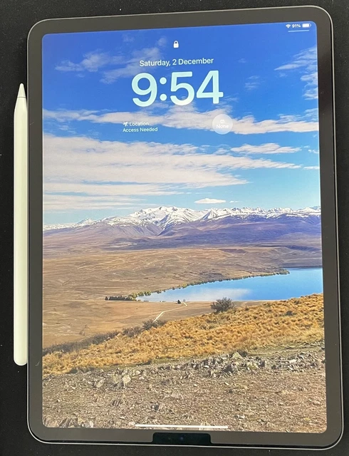 iPad Pro 11 inch 2018 64gb + Apple Pencil 2 ~ Only $650 ~ Excellent condition