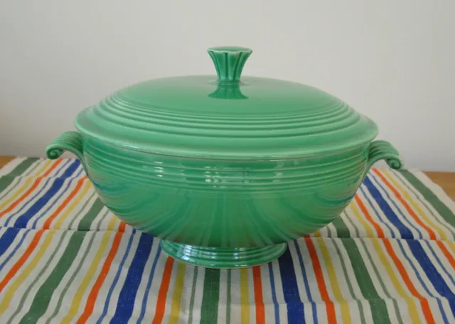 Vintage Fiesta GREEN Casserole Bowl w/ Lid ~