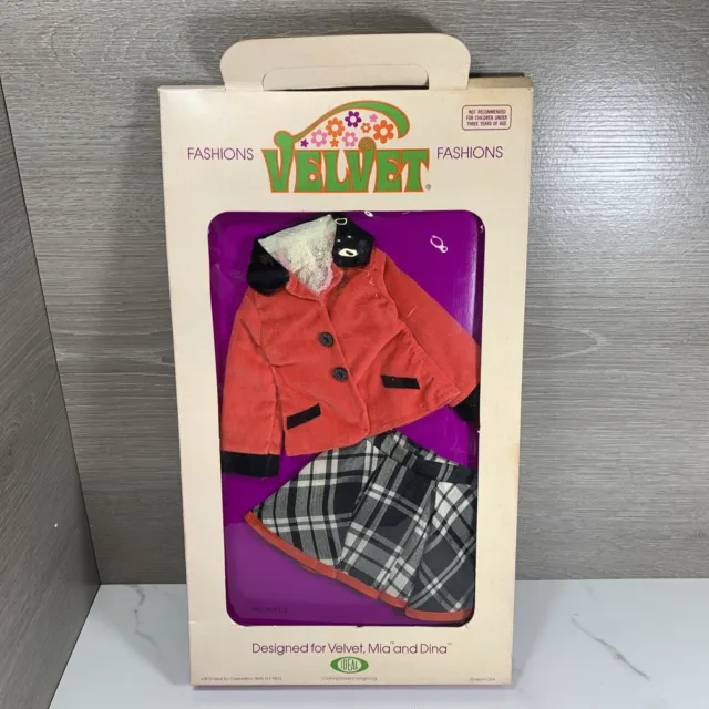 Velvet Fashions Mia Dina Outfit 8142-2 Ideal 1972