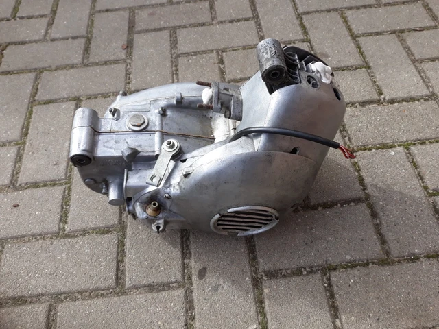 Originaler Ddr  Simson Schwale , Star    3 Gang Motor Mit Zündung    Schaut Mal