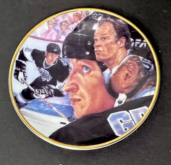 Vintage 1989 Wayne Gretzky “The Great One 99” Gartlan mini plate  3.25” NHL HOF