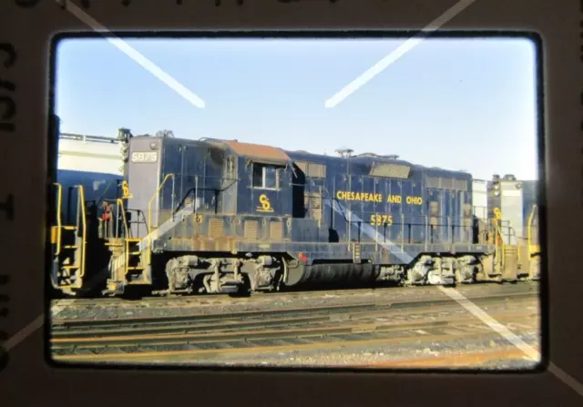 Original '73 Kodachrome Slide C&O Chesapeake Ohio 5875 GP7 Huntington, WV  41K13