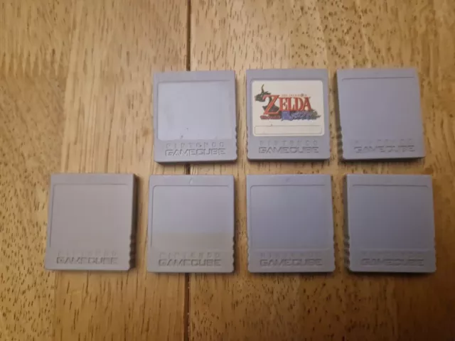 1 x Official Nintendo Gamecube Memory Card - 59 Blocks - Grey**