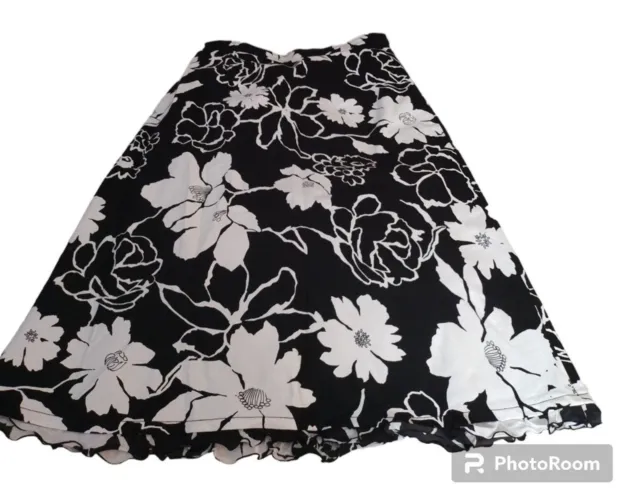 Talbots Black White Floral A Line Skirt Side Zip Ruffle Hem Size 8