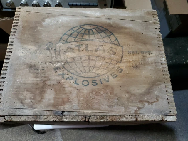 Vintage ATLAS POWDER CO. Empty Wood Crate Box High Explosives 5
