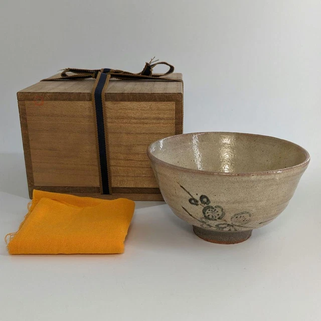 Hagi Ware Ume-E Chawan 4-Sided Sangai Box Tea Utensils Matcha Bowl Utensil Table