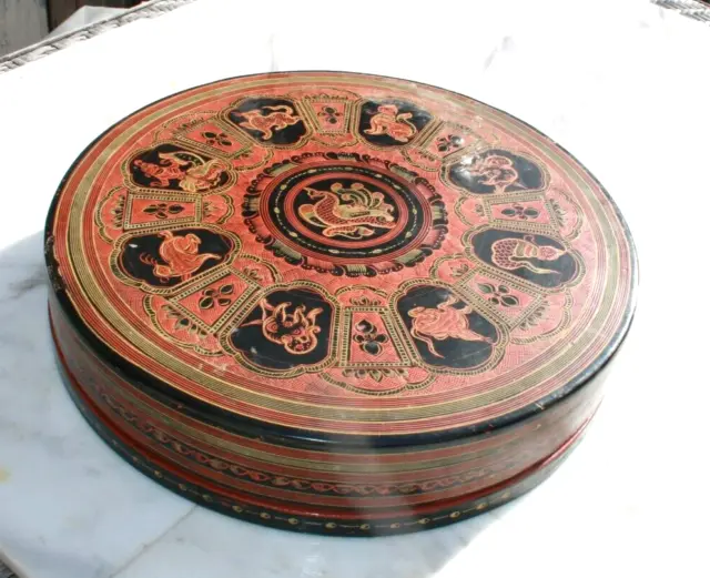 Antique BURMESE Lacquer Round Wood Betel Nut Box Container Divided Indonesian