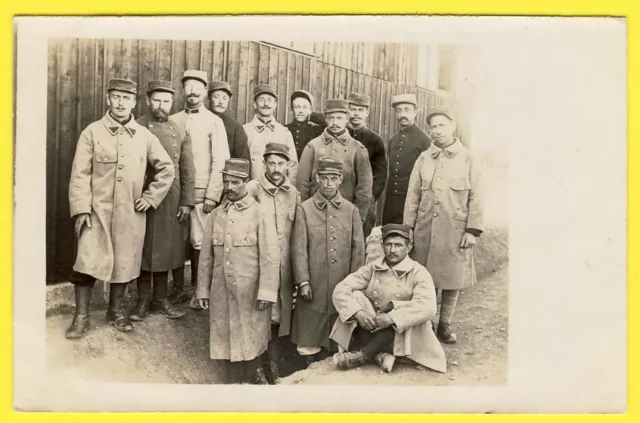 cpa CARTE PHOTO DIJON 1917 Soldats du 1er Régiment d'Artillerie Militaire Poilu